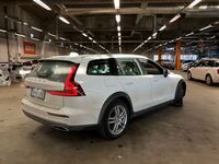 Volvo V60 Cross Country vaihtoauto
