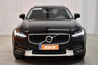 Volvo V90 Cross Country vaihtoauto
