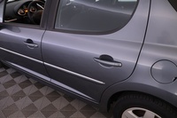 Peugeot 207 vaihtoauto