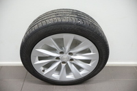 Tesla Model S vaihtoauto