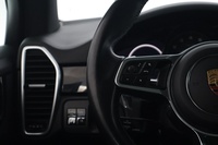 Porsche Cayenne vaihtoauto