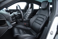 Porsche Taycan vaihtoauto