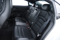 Porsche Taycan vaihtoauto