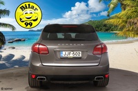 Porsche Cayenne vaihtoauto