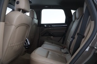 Porsche Cayenne vaihtoauto