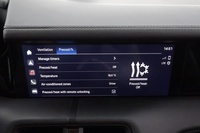 Porsche Taycan vaihtoauto