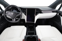 Tesla Model X vaihtoauto