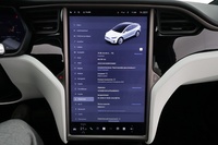 Tesla Model X vaihtoauto