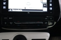 Toyota Prius Plug-in vaihtoauto