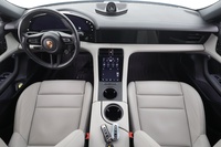 Porsche Taycan vaihtoauto