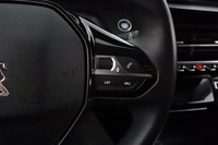 Peugeot e-2008 vaihtoauto