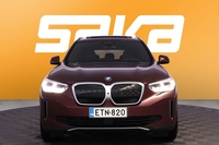 BMW iX3 vaihtoauto