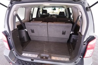 Nissan Pathfinder vaihtoauto