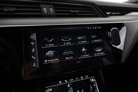 Audi Q8 e-tron vaihtoauto
