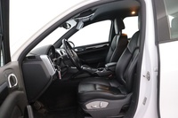 Porsche Cayenne vaihtoauto