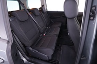 SEAT Alhambra vaihtoauto