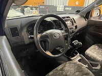 Toyota Hilux vaihtoauto