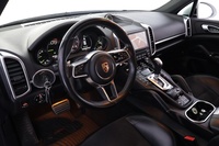 Porsche Cayenne vaihtoauto