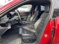 Porsche Taycan vaihtoauto