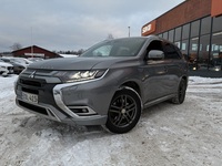 Mitsubishi Outlander PHEV vaihtoauto