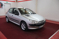Peugeot 206 vaihtoauto