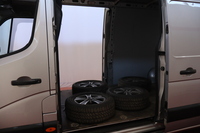 Nissan NV400 vaihtoauto