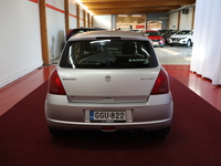 Suzuki Swift vaihtoauto