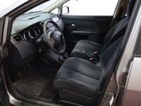 Nissan Tiida vaihtoauto