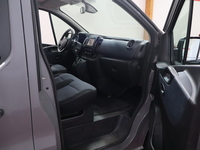 Opel Vivaro vaihtoauto