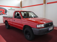 Mazda B2500 vaihtoauto