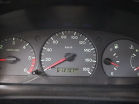 Mazda B2500 vaihtoauto