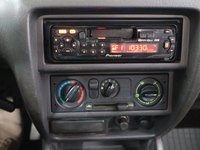 Mazda B2500 vaihtoauto