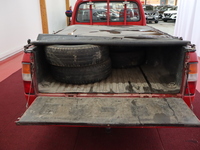 Mazda B2500 vaihtoauto
