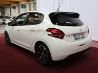 Peugeot 208 vaihtoauto