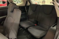 Kia Carens vaihtoauto