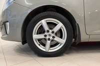 Kia Carens vaihtoauto