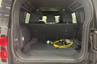Land Rover Defender vaihtoauto