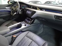 Audi Q8 e-tron vaihtoauto