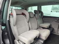 SEAT Alhambra vaihtoauto