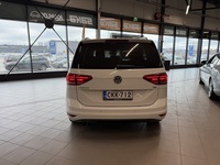 Volkswagen Touran vaihtoauto