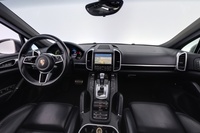 Porsche Cayenne vaihtoauto