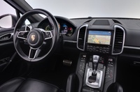 Porsche Cayenne vaihtoauto