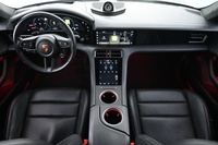 Porsche Taycan vaihtoauto