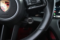 Porsche Taycan vaihtoauto