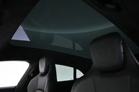 Porsche Taycan vaihtoauto