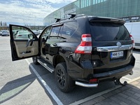 Toyota Land Cruiser vaihtoauto