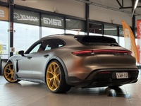 Porsche Taycan vaihtoauto