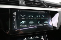 Audi Q8 e-tron vaihtoauto