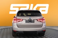 BMW iX3 vaihtoauto