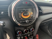 Mini Hatchback vaihtoauto